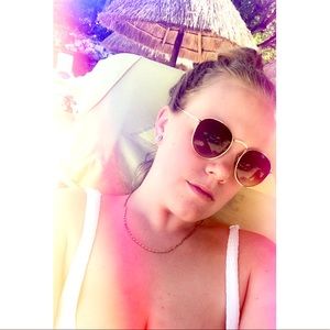 Meet your Posher, Robyn